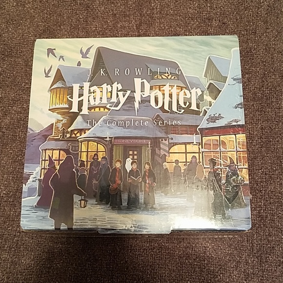 Spring/Summer Beach Reading- Harry Potter Series - Picture 3 of 3